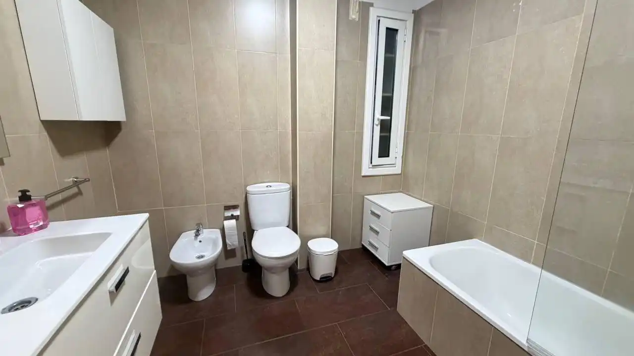 Appartamento con terrazza in affitto a Centro, imagen 25