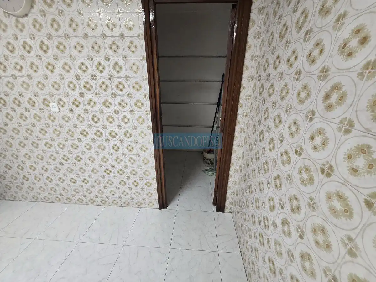 Wohnung zum Verkauf in  Logroño mit Heizung und Terrasse