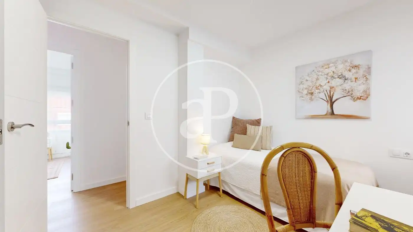 Schlafzimmer von Wohnung zur Miete in Valencia mit Klimaanlage, Heizung und Möbliert