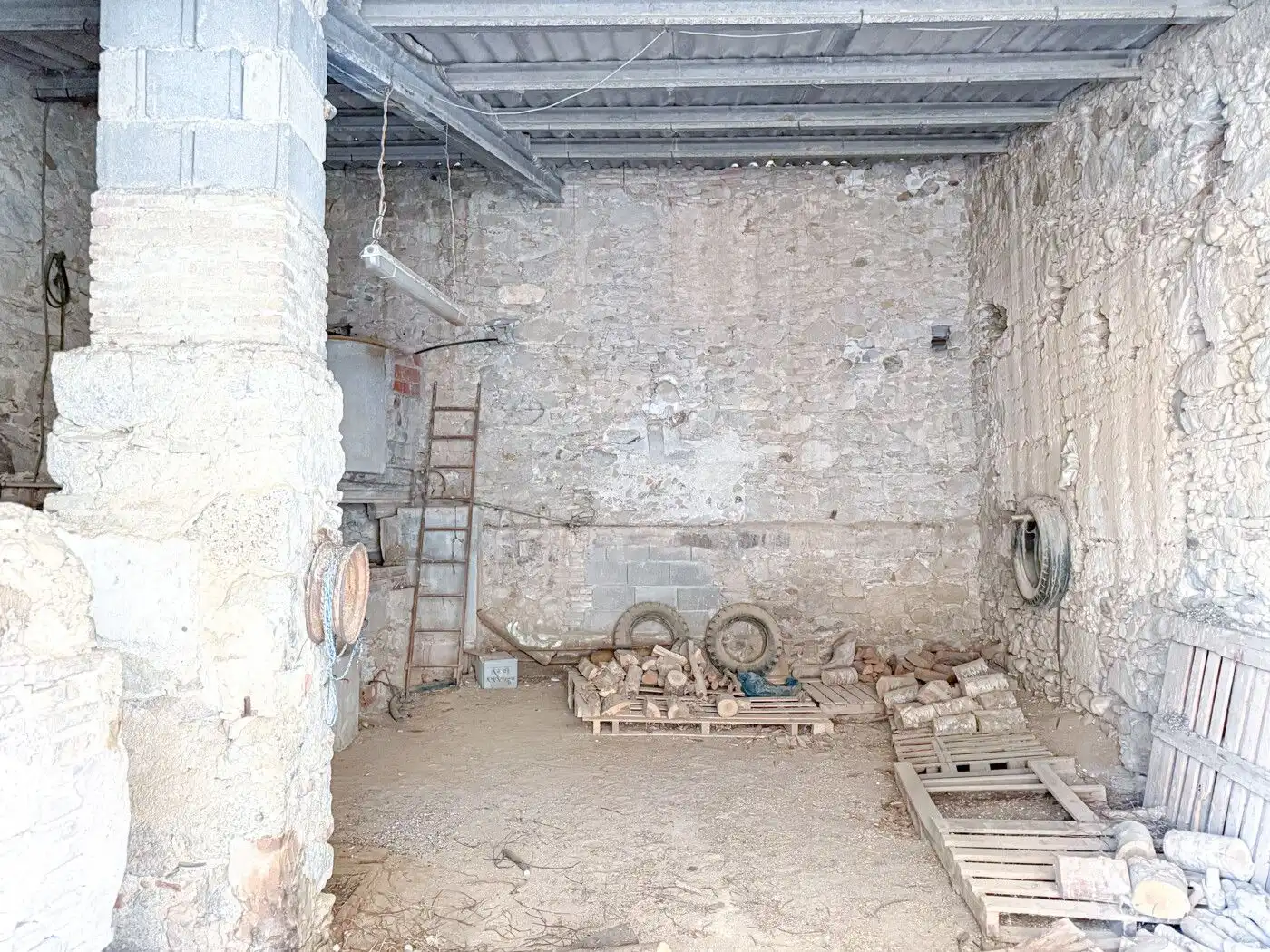 Maison rustique avec terrasse à vendre à Riumors, imagen 47