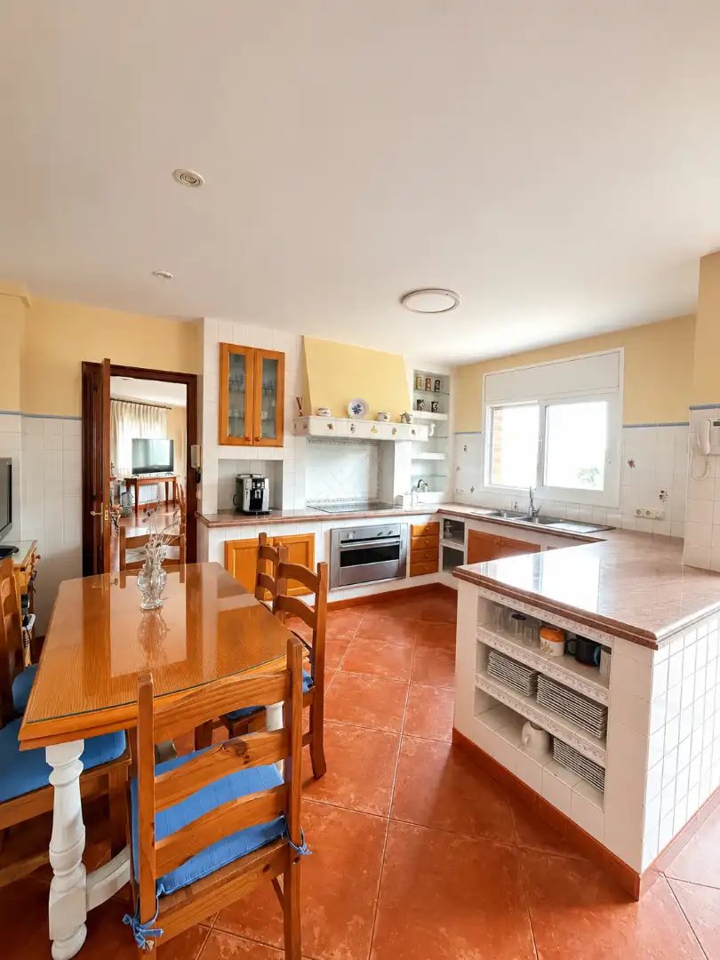 Casa con terraza en venta en Carrer Xaloc, imagen 9