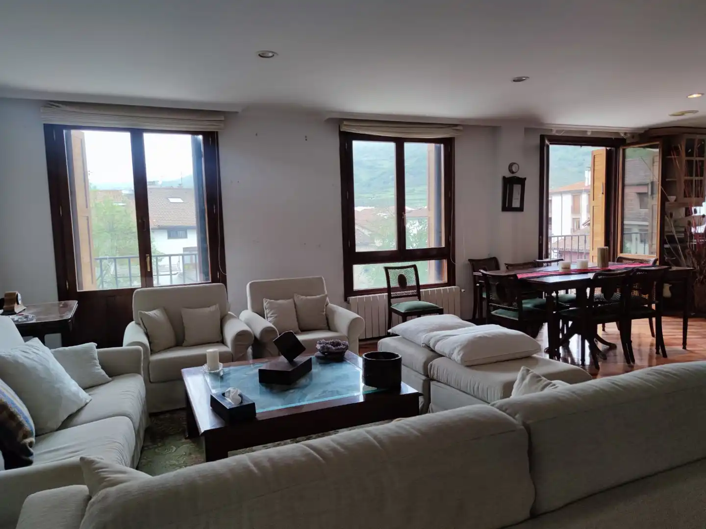 Sala de estar de Apartamento en venta en Ezcaray con Calefacción, Terraza y Trastero