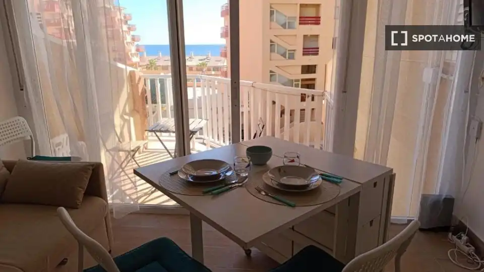 Habitación en Playa de las Gaviotas - El Pedrucho