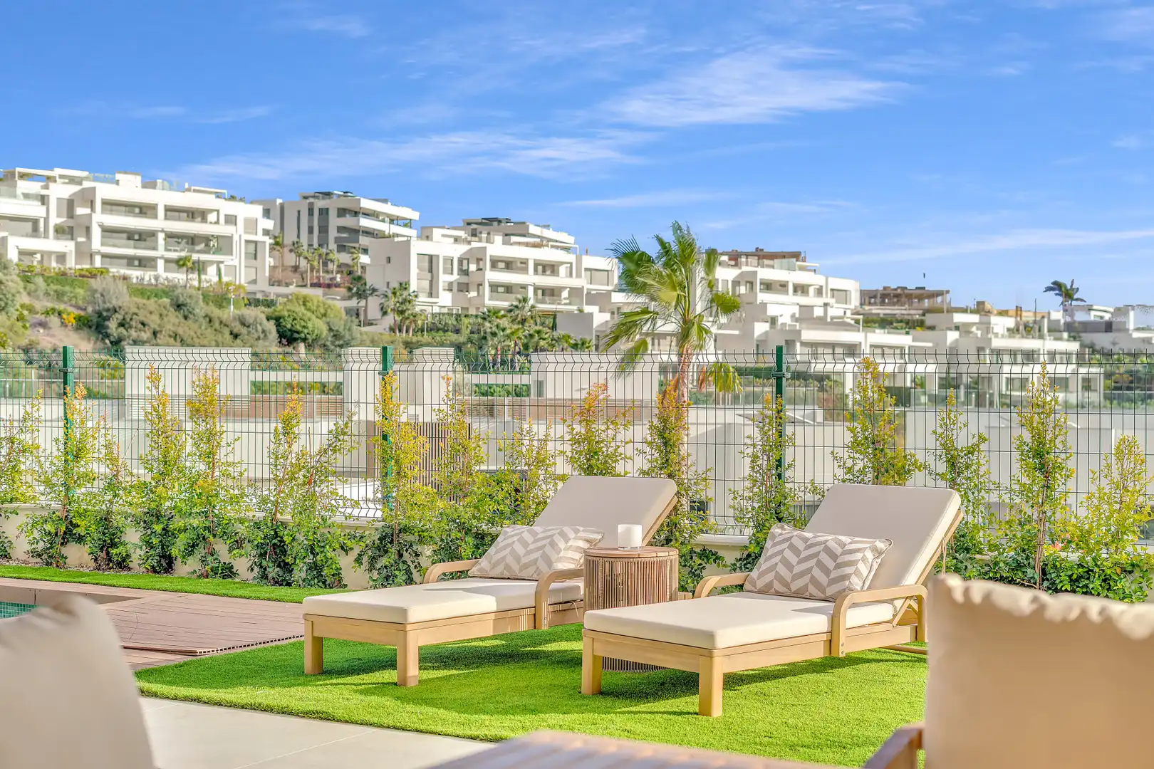 Terrace of Ground floor for sale in Marbella  with Air Conditioner, Private garden and Terrace