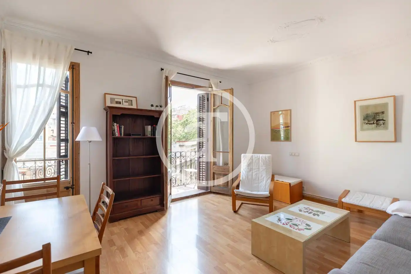 Exterior view of Flat for rent in  Barcelona Capital  with Heating, Furnished and Washing machine
