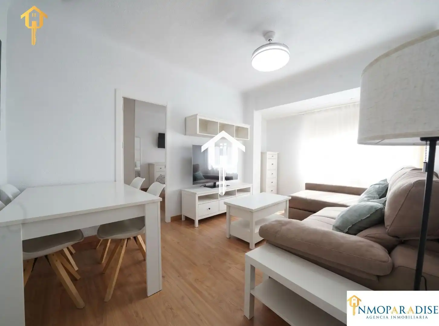 Sala d'estar de Pis en venda en Alicante / Alacant amb Terrassa, Moblat i Balcó