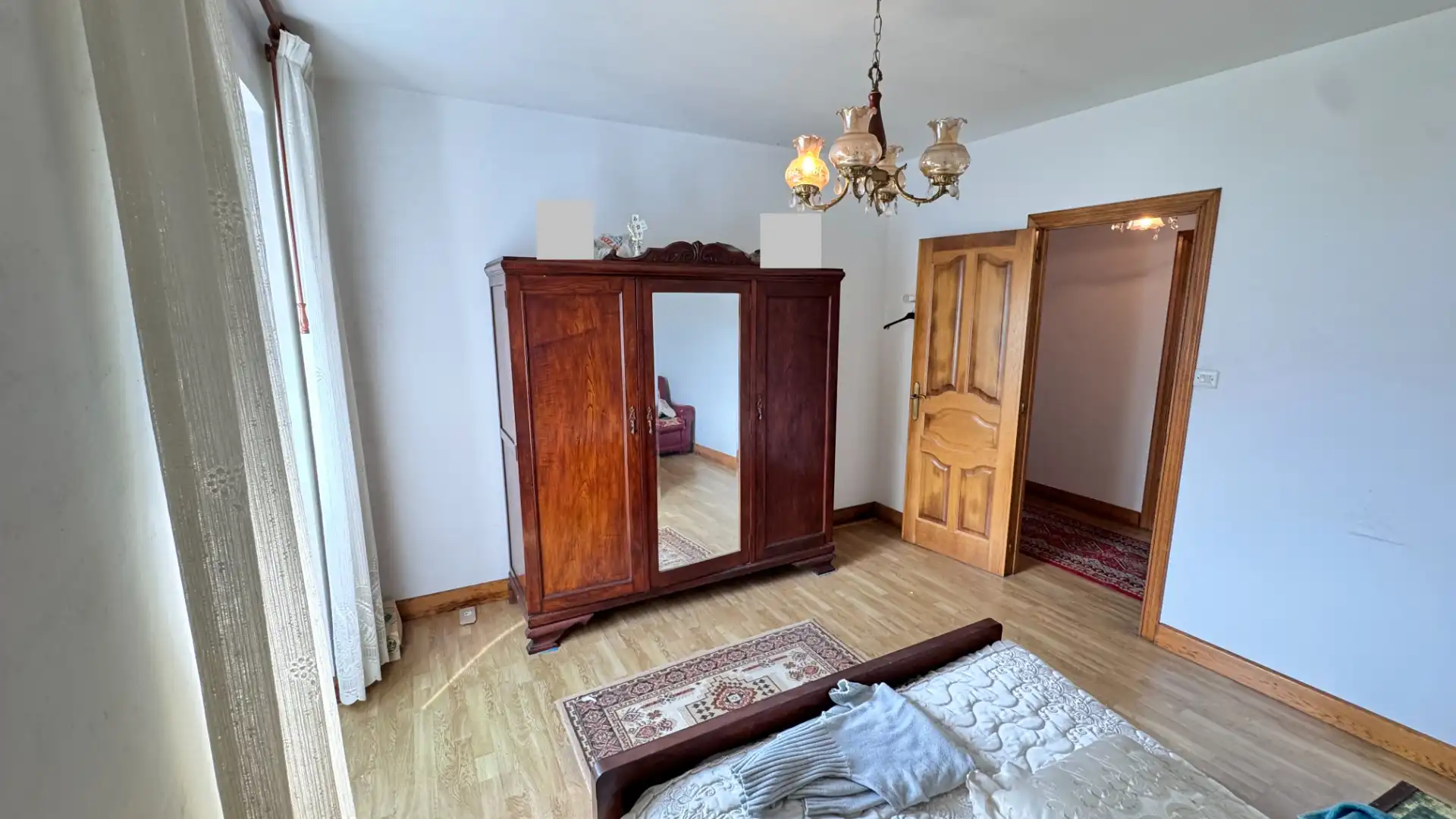 Habitación de Casa o chalet de alquiler en Carballo con Parquet, Trastero y Amueblado