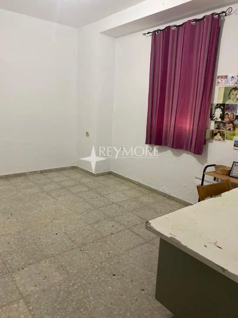 Dormitori de Casa o xalet en venda en Guadalcázar amb Aire condicionat, Terrassa i Traster