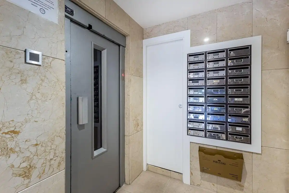 Flat with lift to rent in Genil, imagen 19