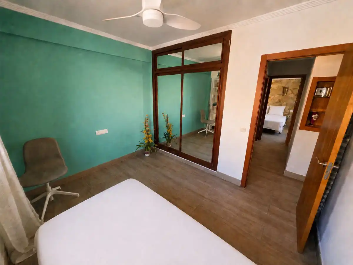 Habitación de Piso en venta en Sevilla con Aire acondicionado, Calefacción y Terraza