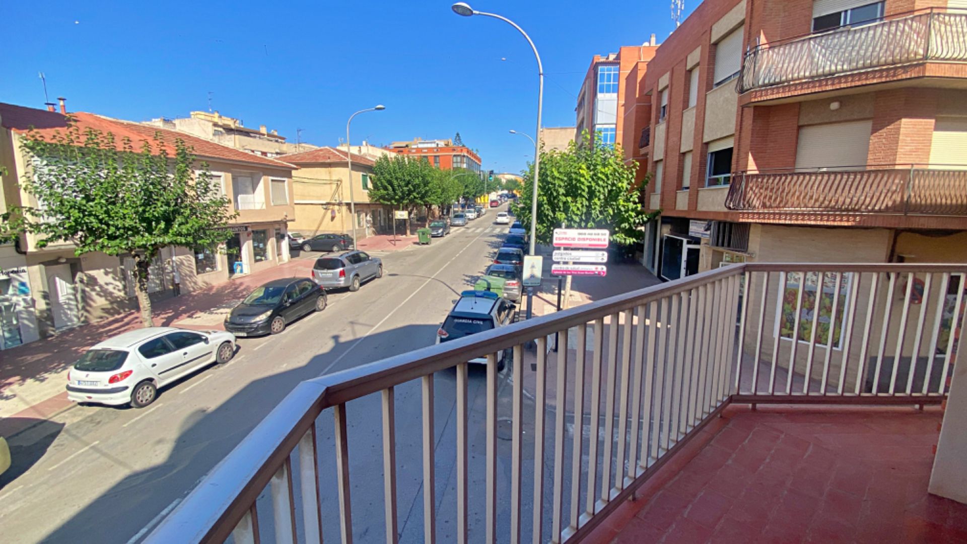Vista exterior de Piso en venta en Totana con Lavadora, Microondas y Balcón