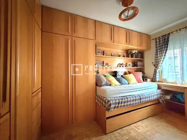 Piso en venta en de los Olivos, Puerta del Ángel