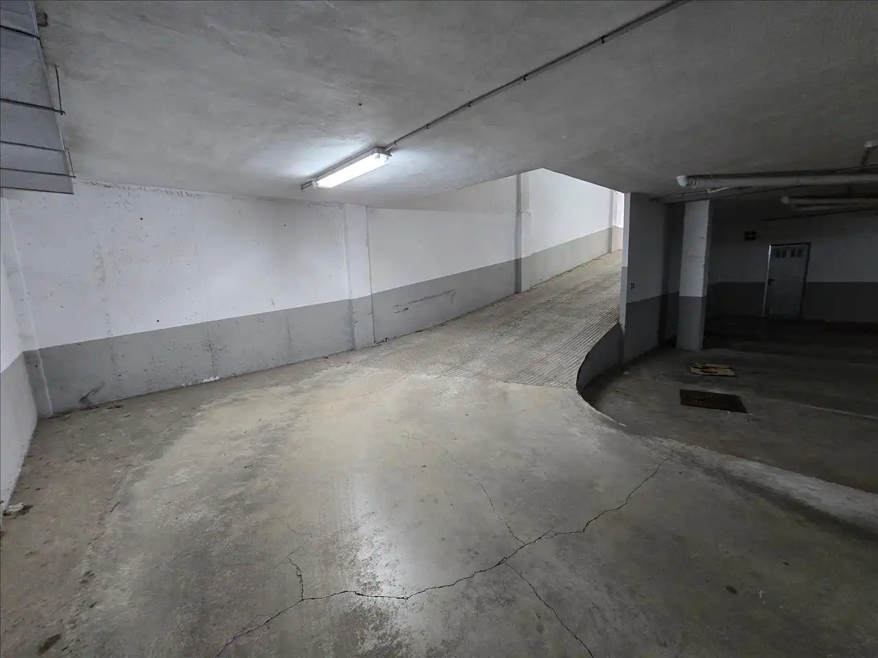 Parking of Garage for sale in Real