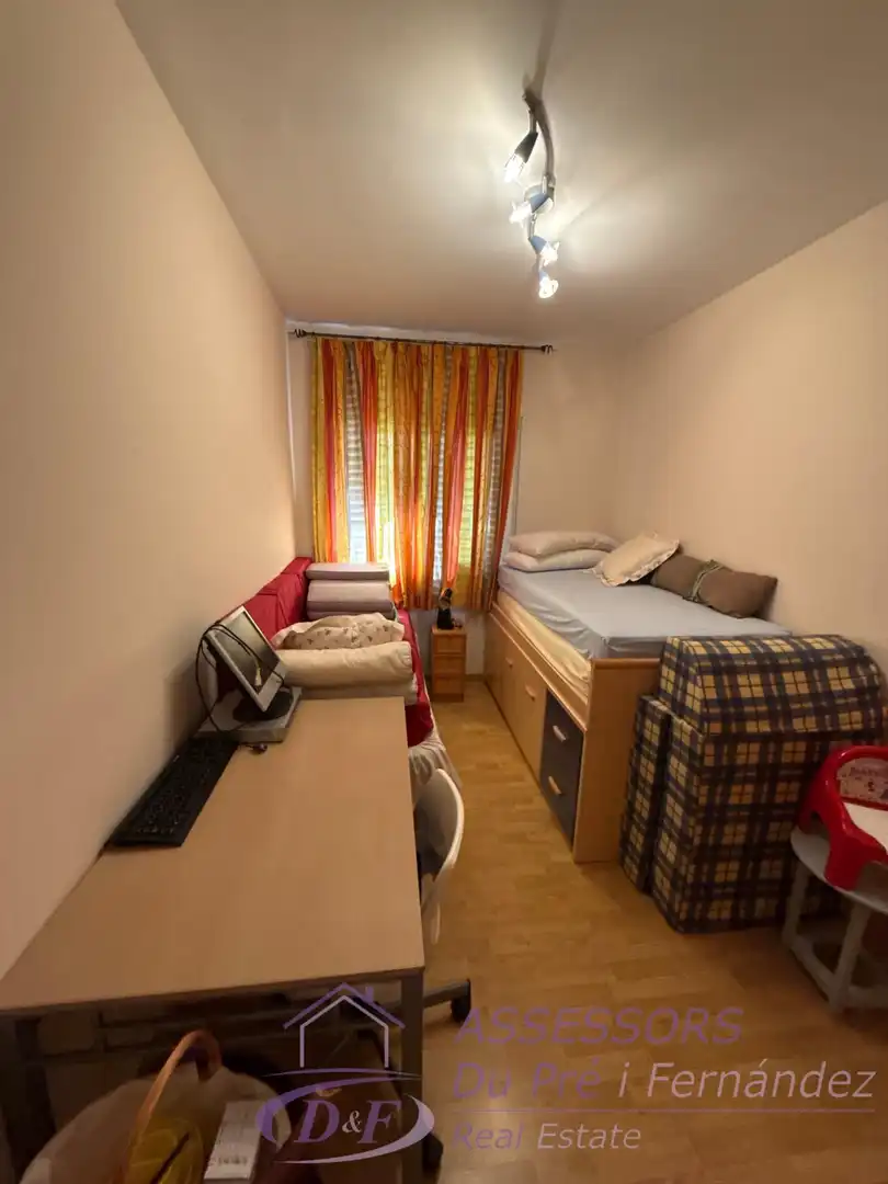 Casa aparellada amb terrassa en venda a Sant Cebrià de Vallalta, imagen 20