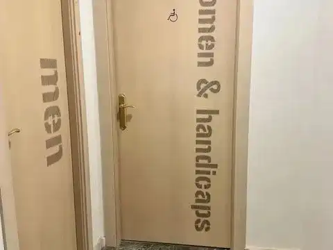 Büro zur Miete in Zaragoza mit Klimaanlage und Heizung