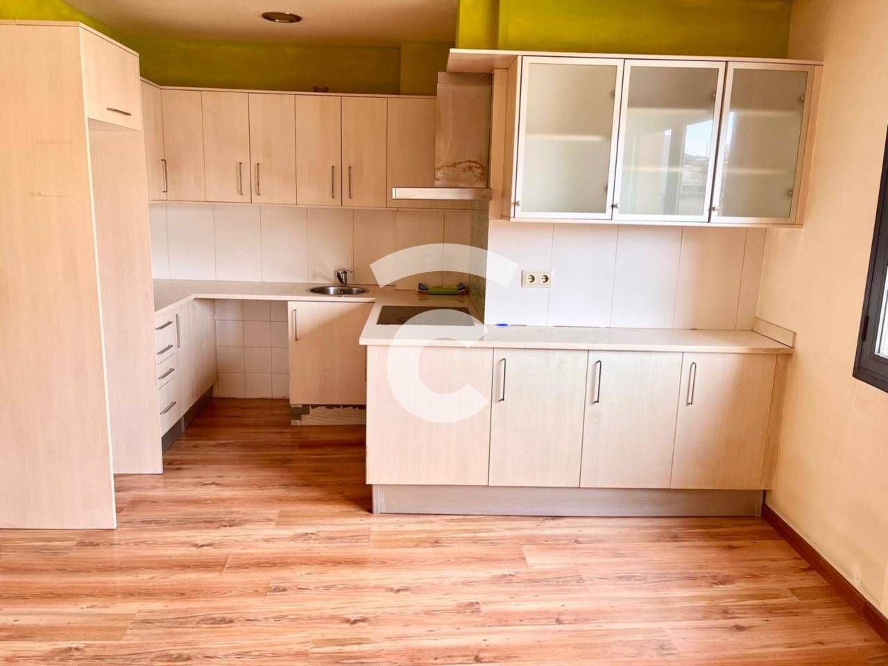 Küche von Wohnung zum Verkauf in Torelló mit Heizung und Parkett