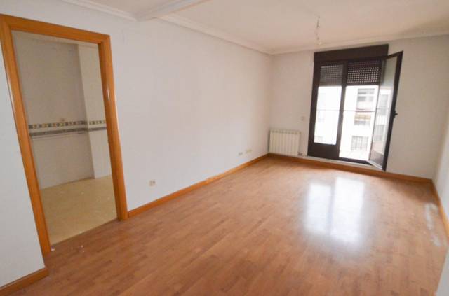 Dúplex en Venta en La Fuente de San Esteban