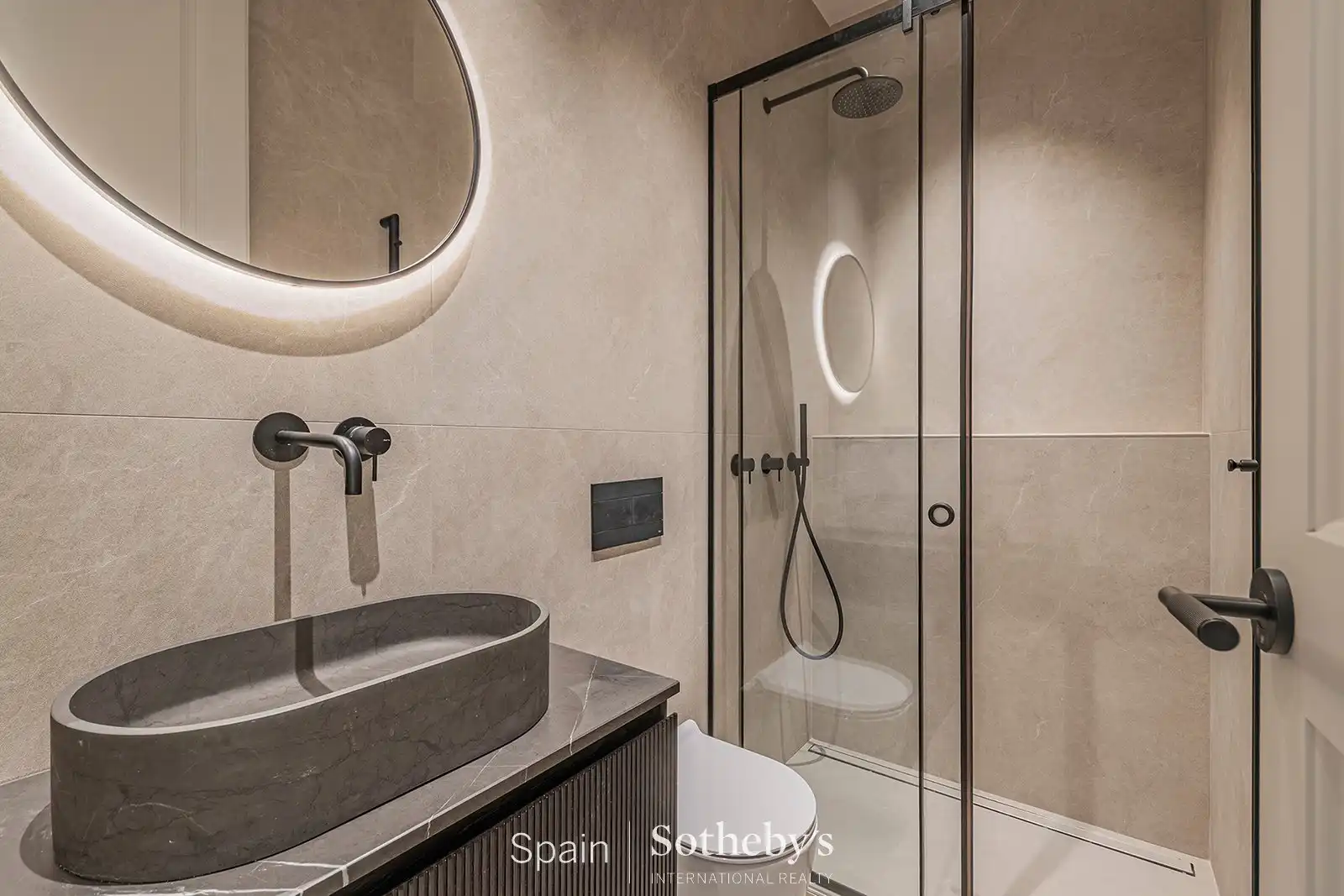 Apartment with lift for sale in Carrer d'Enric Granados, imagen 27