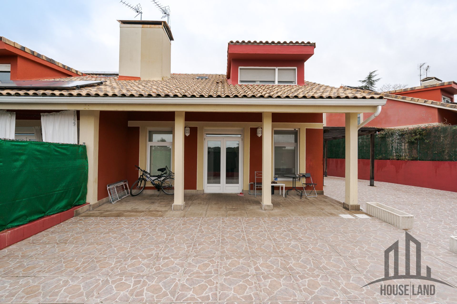 Vista exterior de Casa o chalet en venta en El Casar con Calefacción