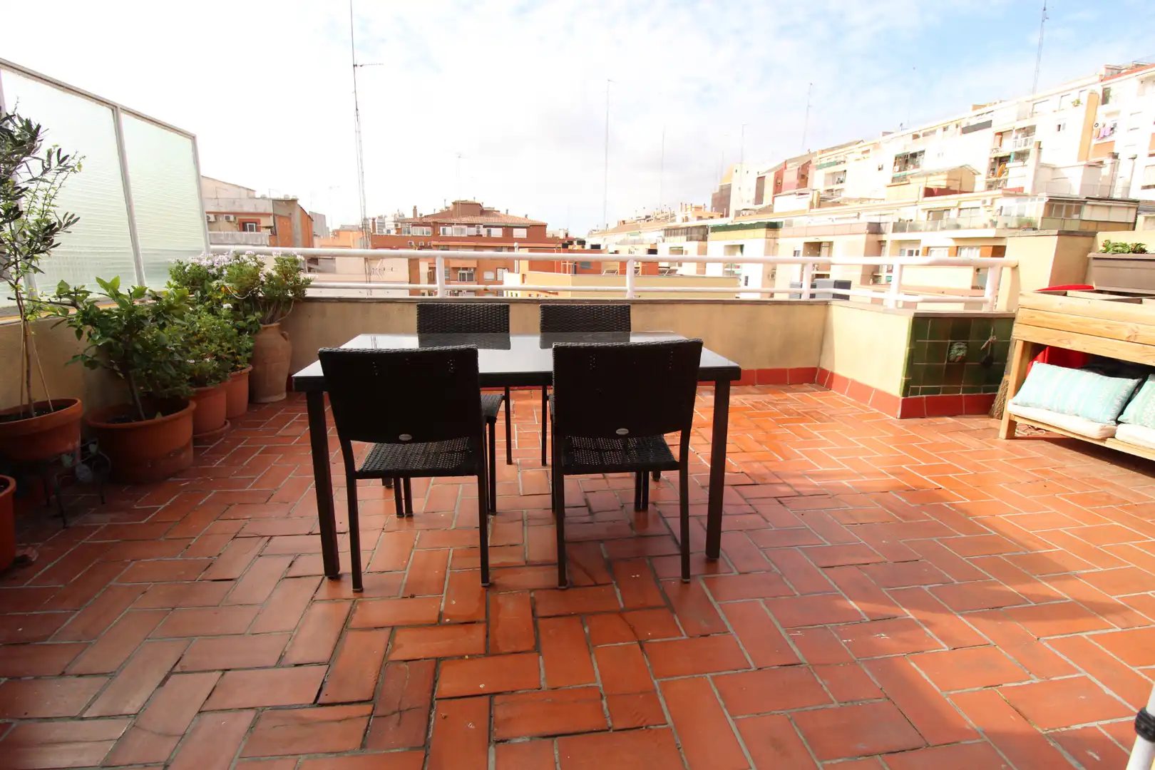 Terrassa de Àtic de lloguer en Barcelona amb Aire condicionat, Calefacció i Parquet