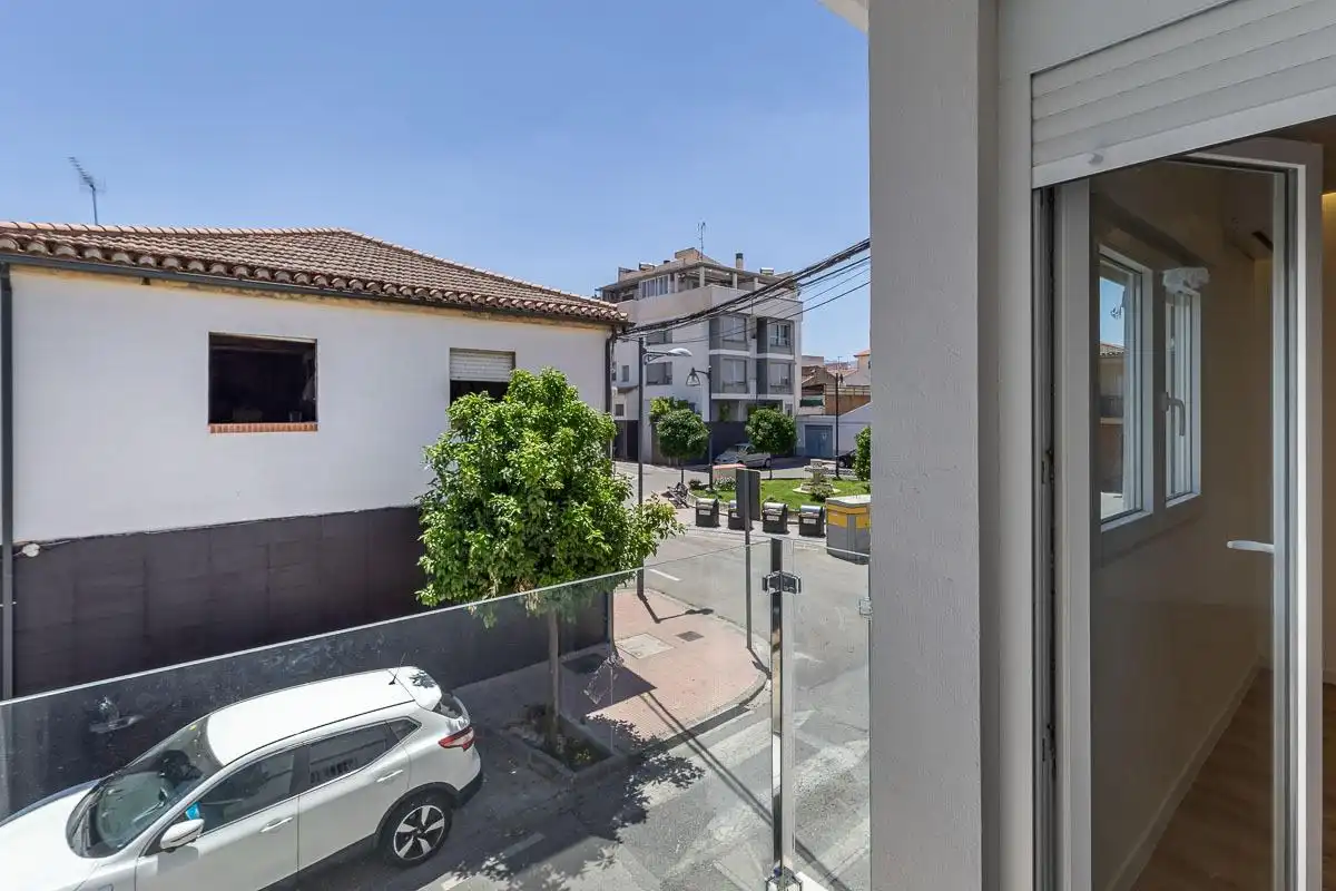 Vista exterior de Casa o chalet en venta en Armilla con Aire acondicionado y Terraza