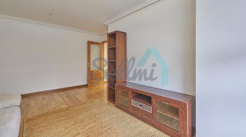 Foto 5 de Piso de alquiler en Celestino Álvarez, Montecerrao, Asturias