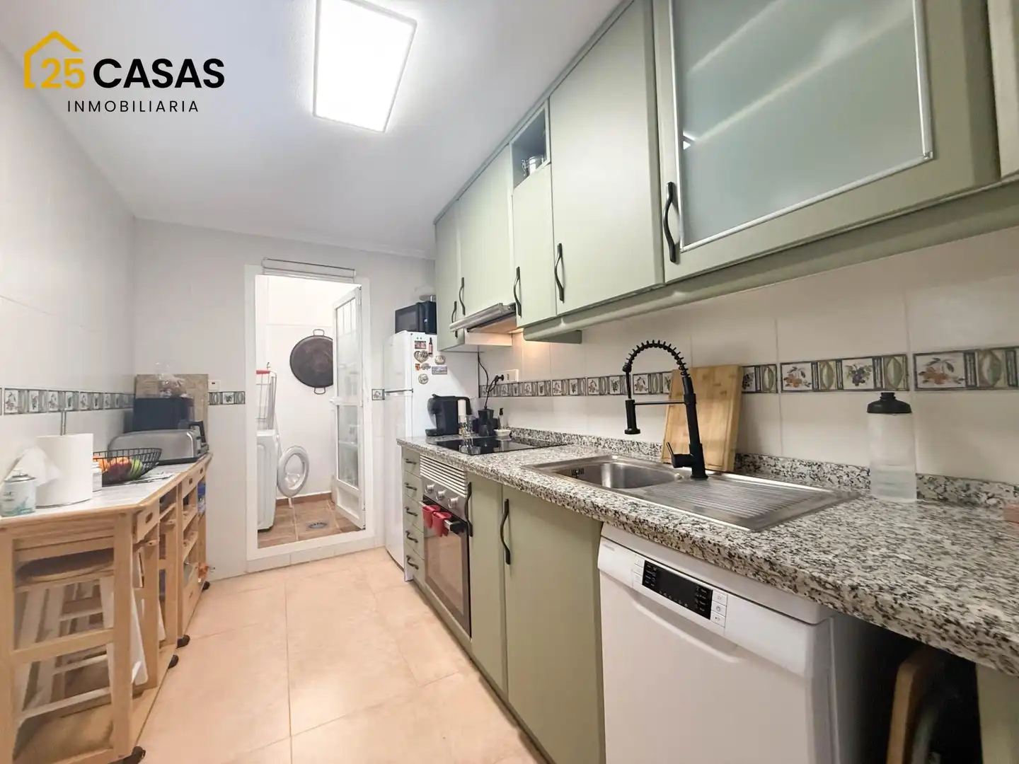 Casa amb terrassa en venda a Avenida Finlandia, imagen 8