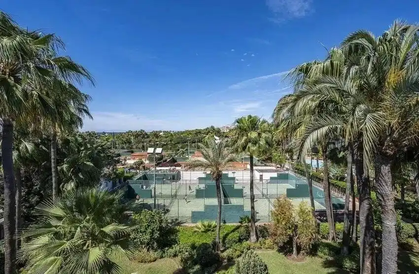 Exterior view of Attic for sale in Marbella  with Air Conditioner, Heating and Private garden