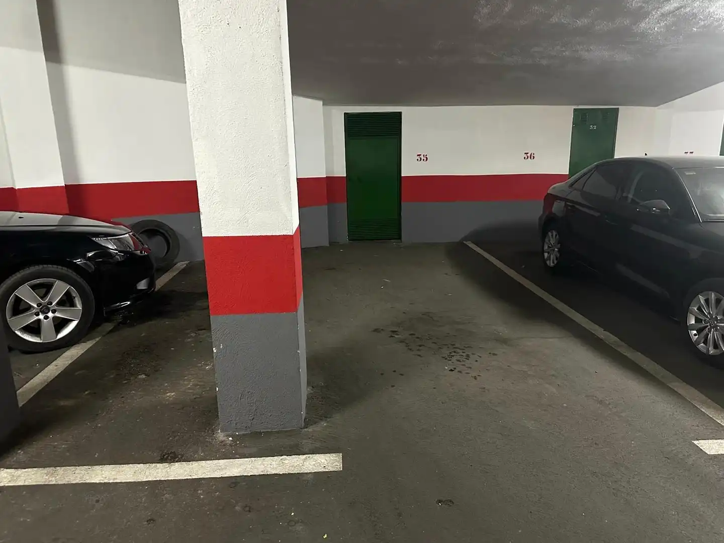 Parking de Piso de alquiler en Granada con Aire acondicionado, Calefacción y Terraza