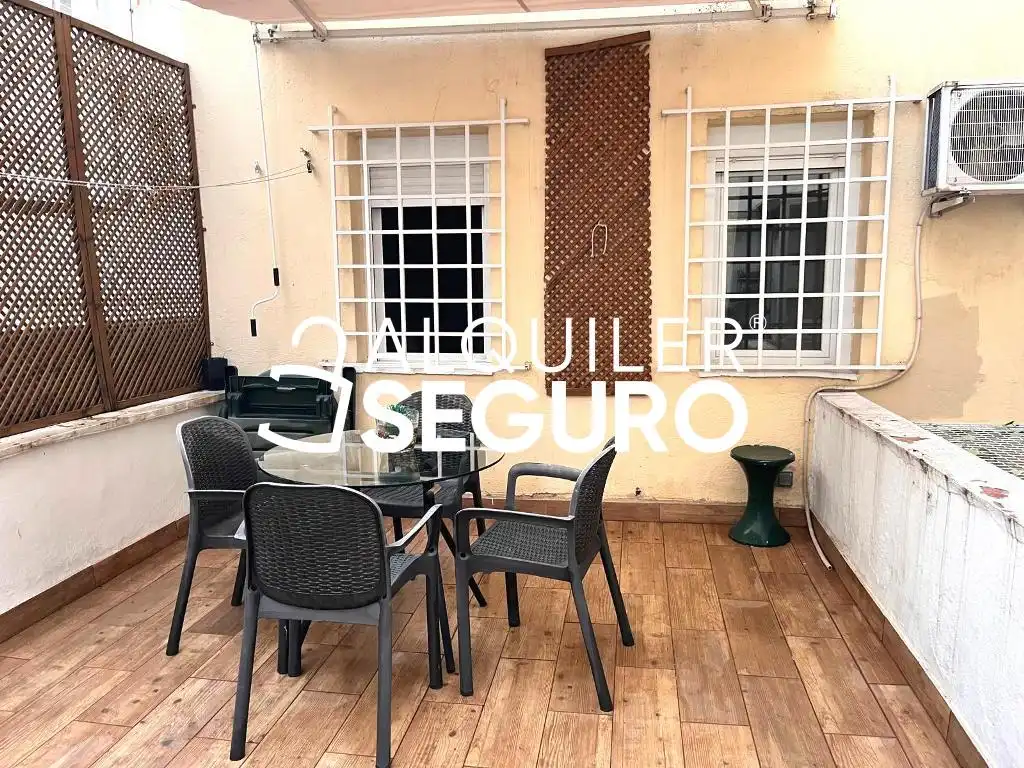 Wohnung zur Miete in Madrid mit Klimaanlage, Heizung und Terrasse