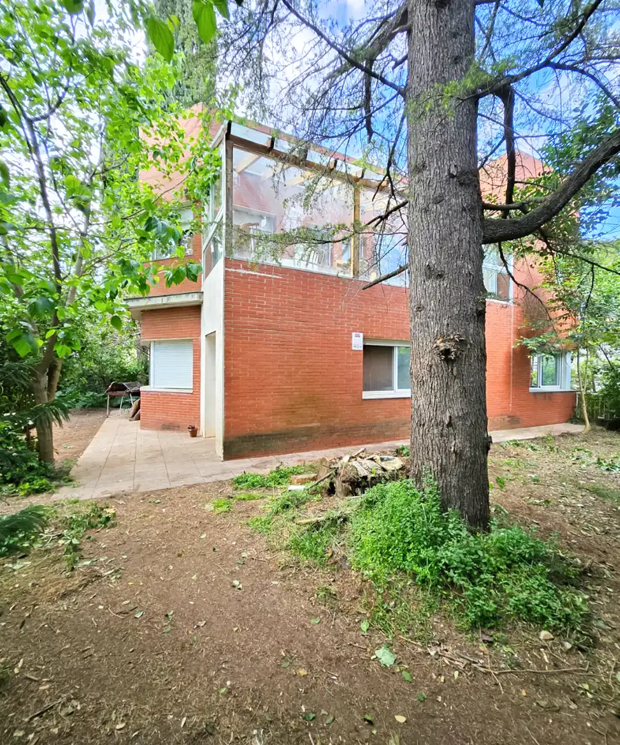 Exterior view of Houses for sale in Sant Cugat del Vallès