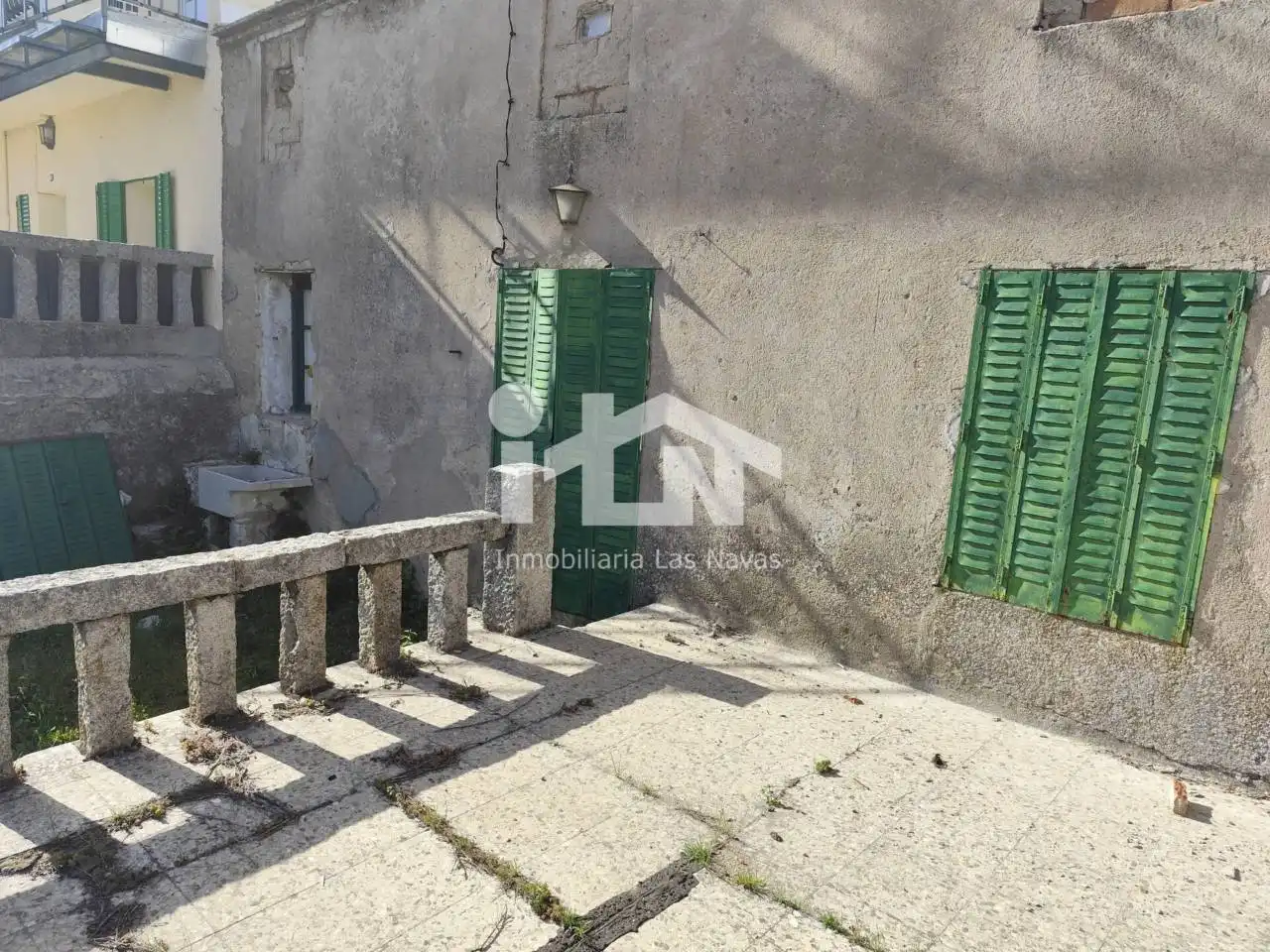 Vista exterior de Casa o chalet en venta en Las Navas del Marqués  con Jardín privado