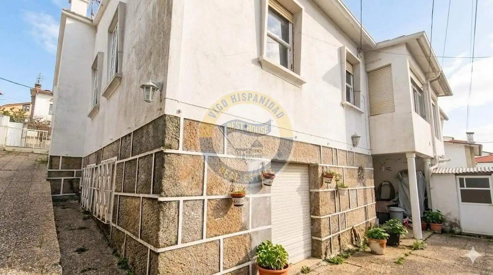 Exterior view of Houses for sale in Vigo   with Private garden