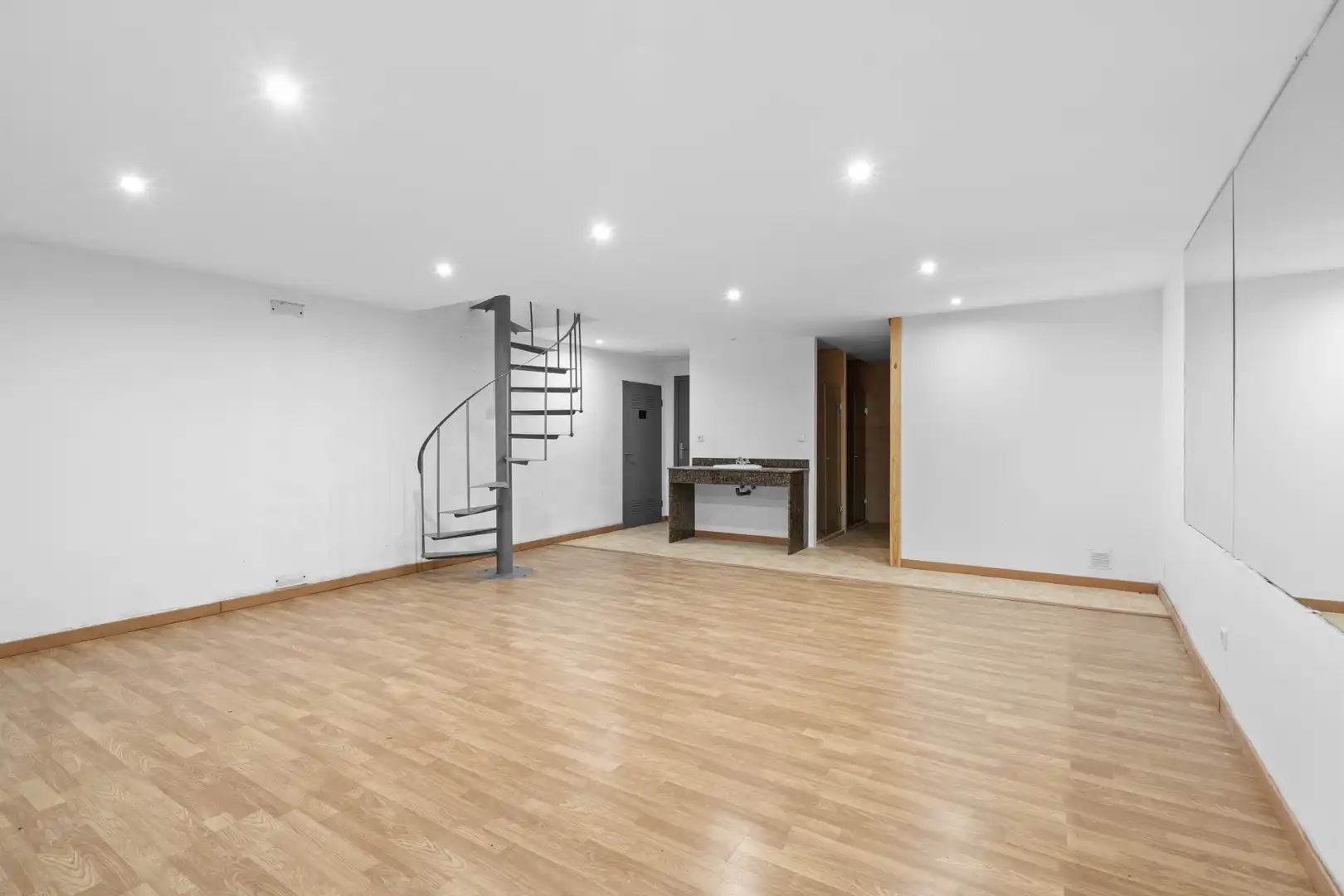 Maison avec terrasse à vendre à Río Real - Los Monteros, imagen 29