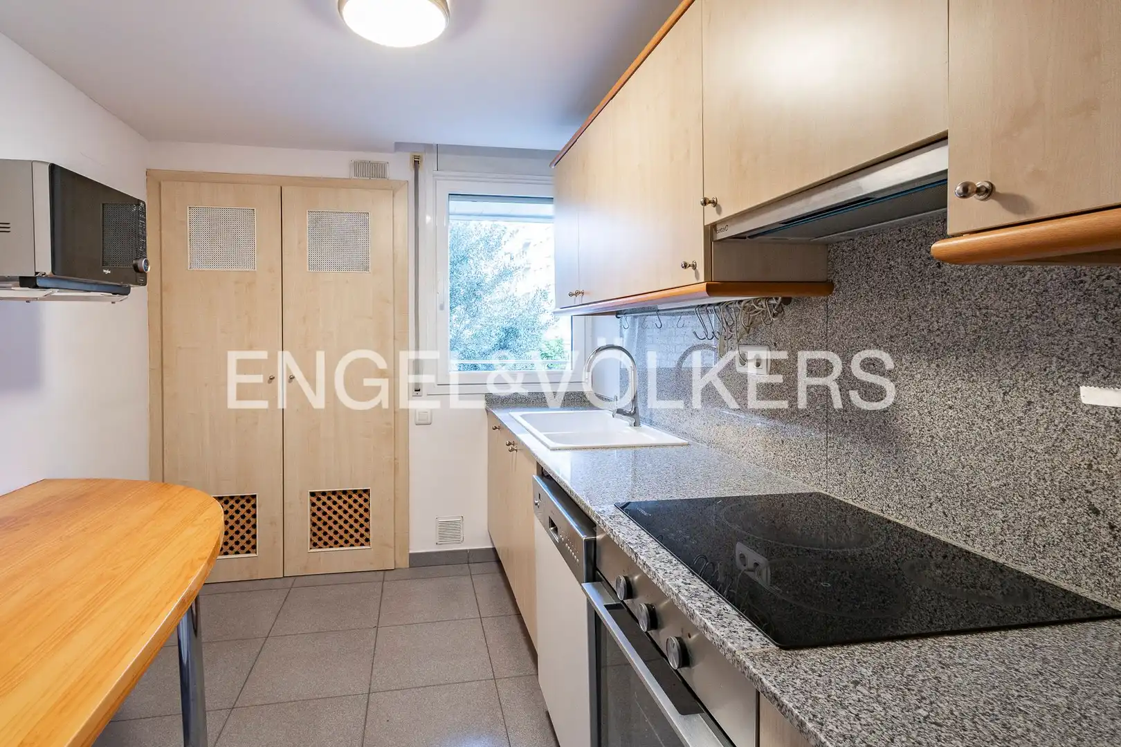 Kitchen of Flat for sale in Sant Joan Despí  with Air Conditioner, Heating and Terrace