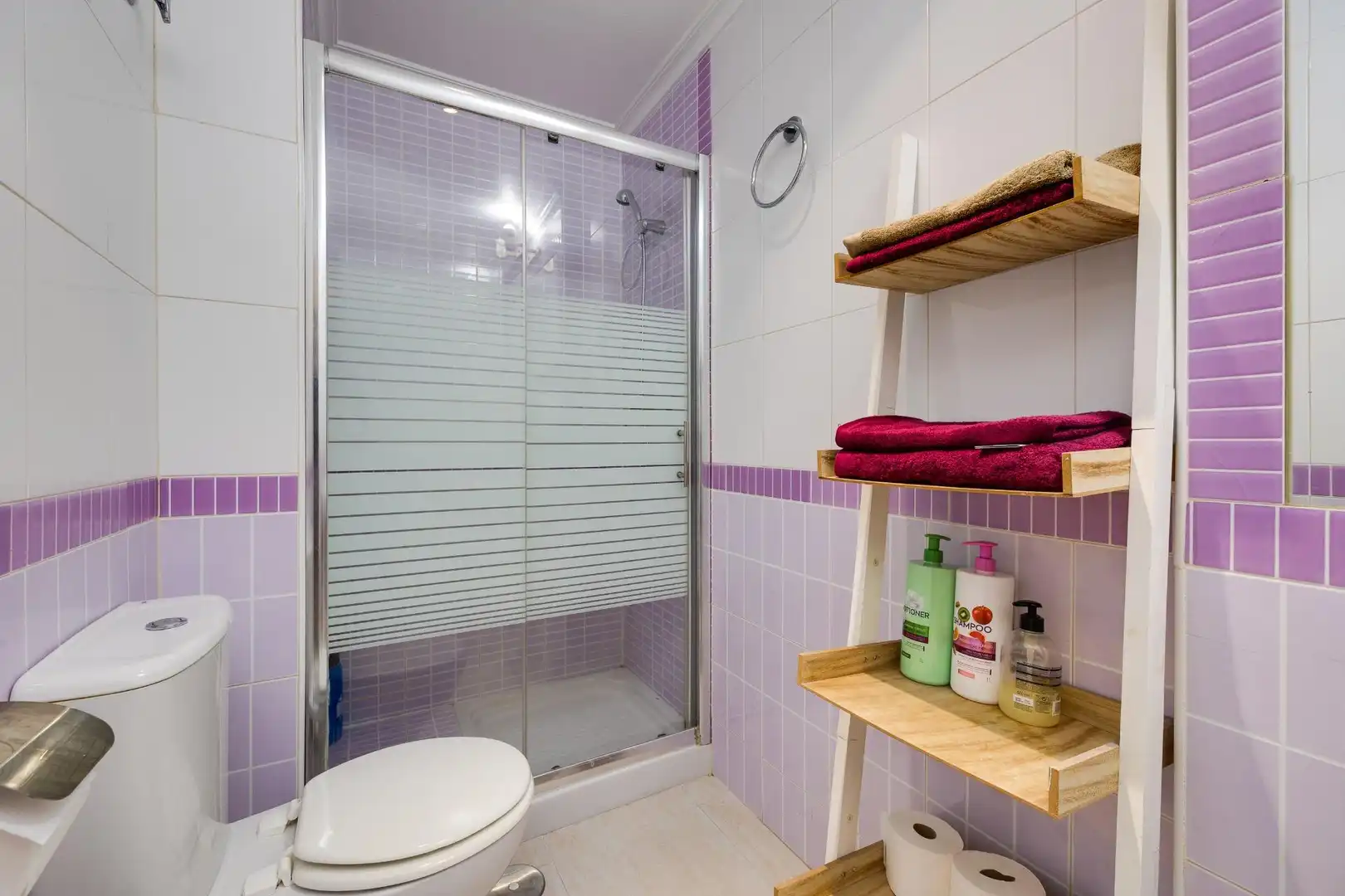 Baño de Piso en venta en Orihuela con Aire acondicionado, Amueblado y Piscina comunitaria