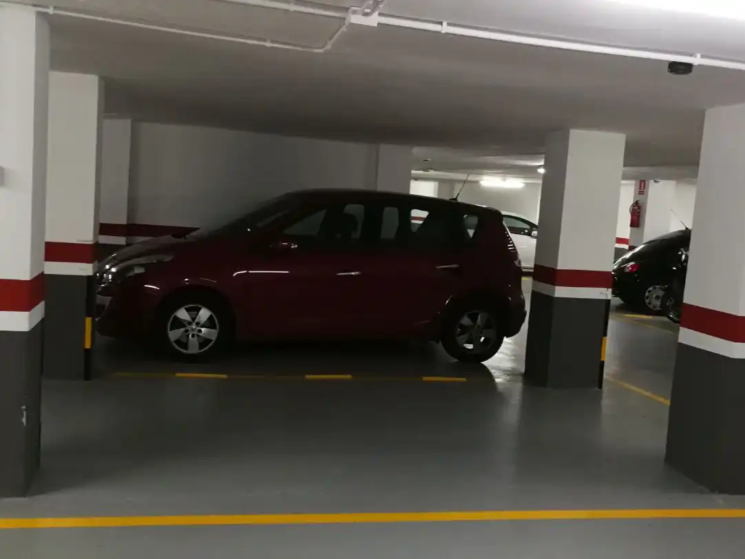Einzelparkplatz zur Miete in Carrer de Castanyer 27, imagen 2