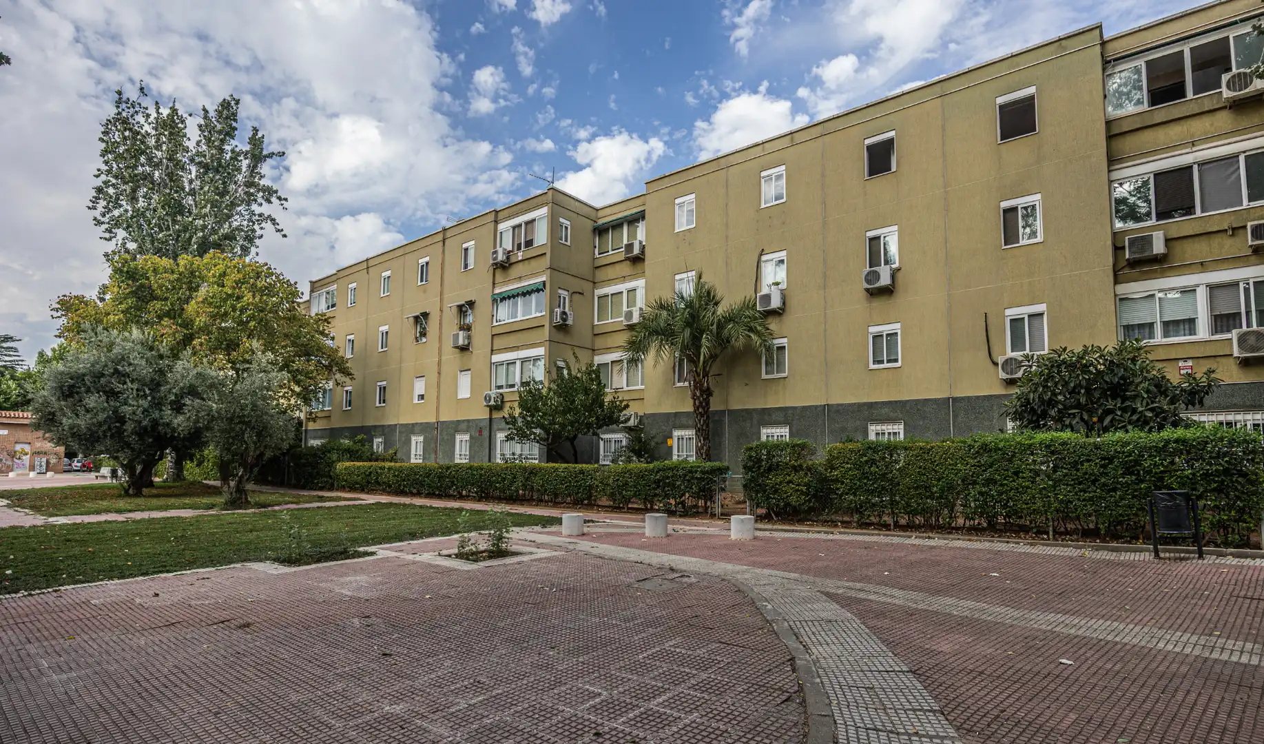 Vista exterior de Piso en venta en Mejorada del Campo con Aire acondicionado y Calefacción