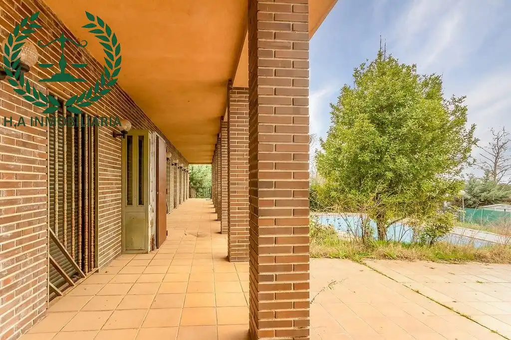 Exterior view of Houses for sale in Pedrezuela  with Air Conditioner, Heating and Terrace
