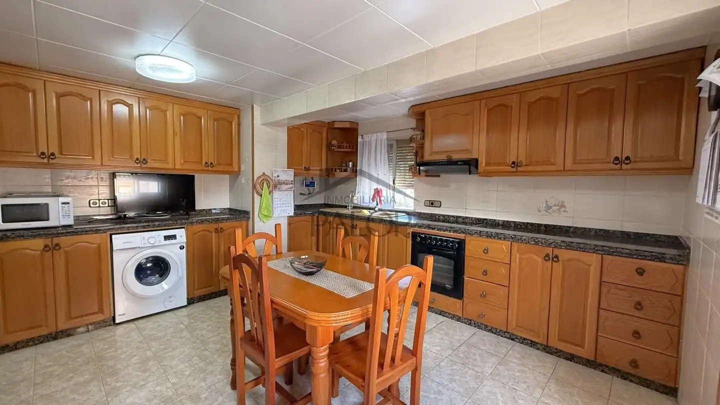 Piso con ascensor en venta en Casc Urbà, imagen 11