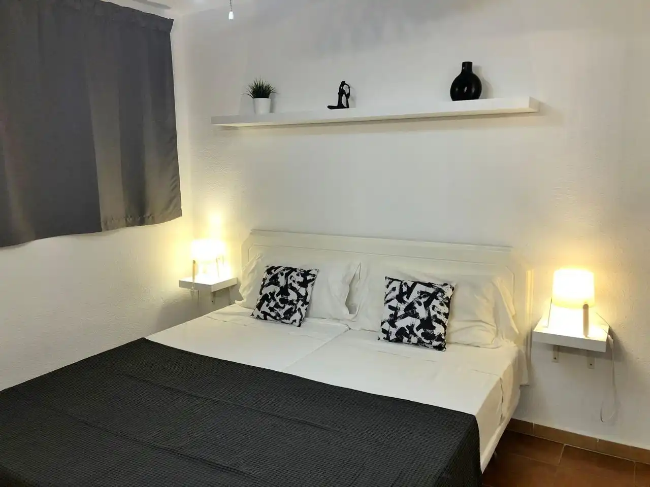 Bedroom of Flat for sale in Adeje  with Terrace and Furnished