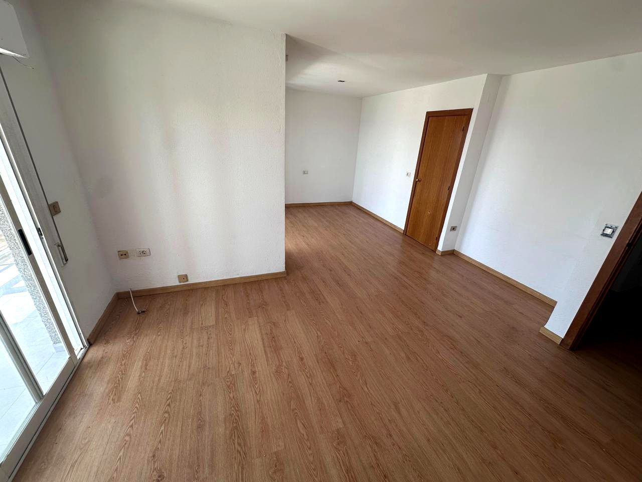 Habitación de Piso en venta en Benicasim / Benicàssim con Aire acondicionado, Terraza y Piscina comunitaria