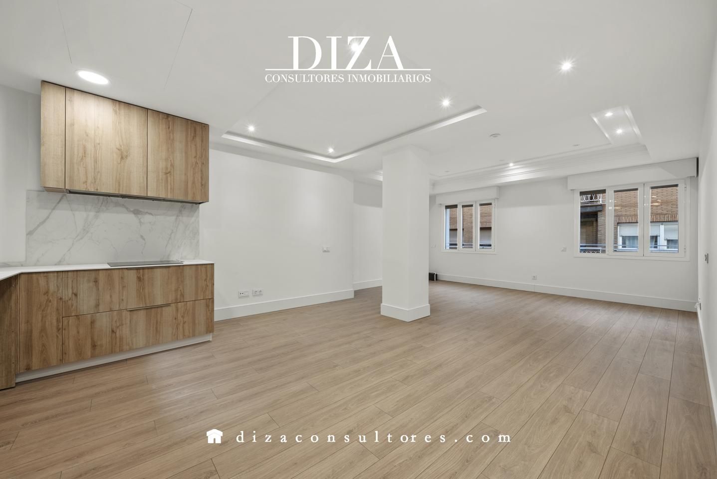 Flat for sale in  Madrid Capital  with Air Conditioner, Heating and Parquet flooring