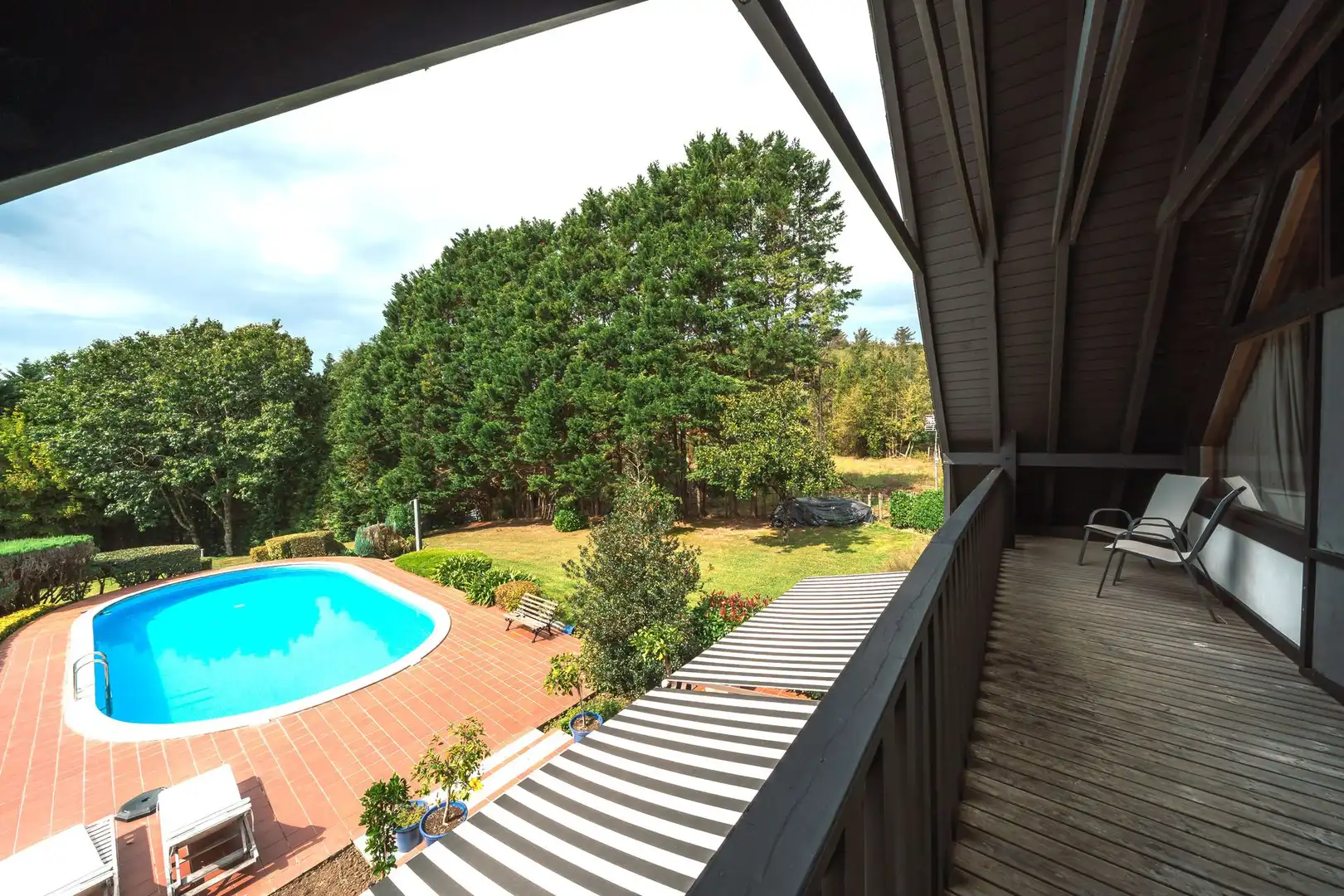 Piscina de Casa o chalet en venta en Fruiz con Aire acondicionado, Calefacción y Jardín privado