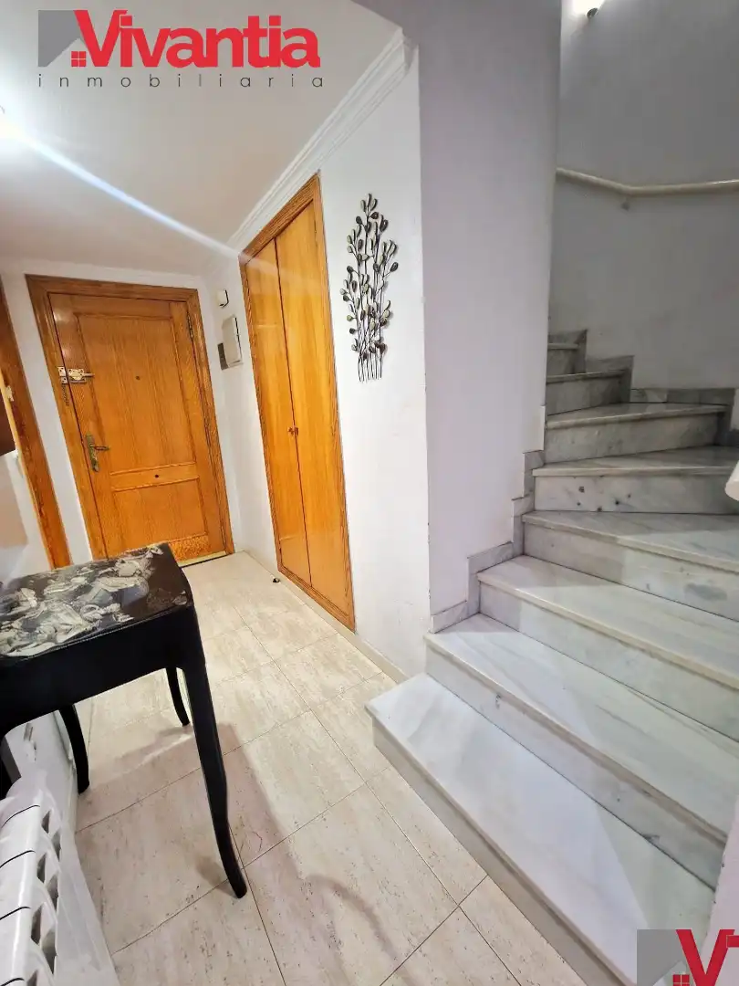 Maisonette zum Verkauf in Lorca mit Klimaanlage, Heizung und Terrasse
