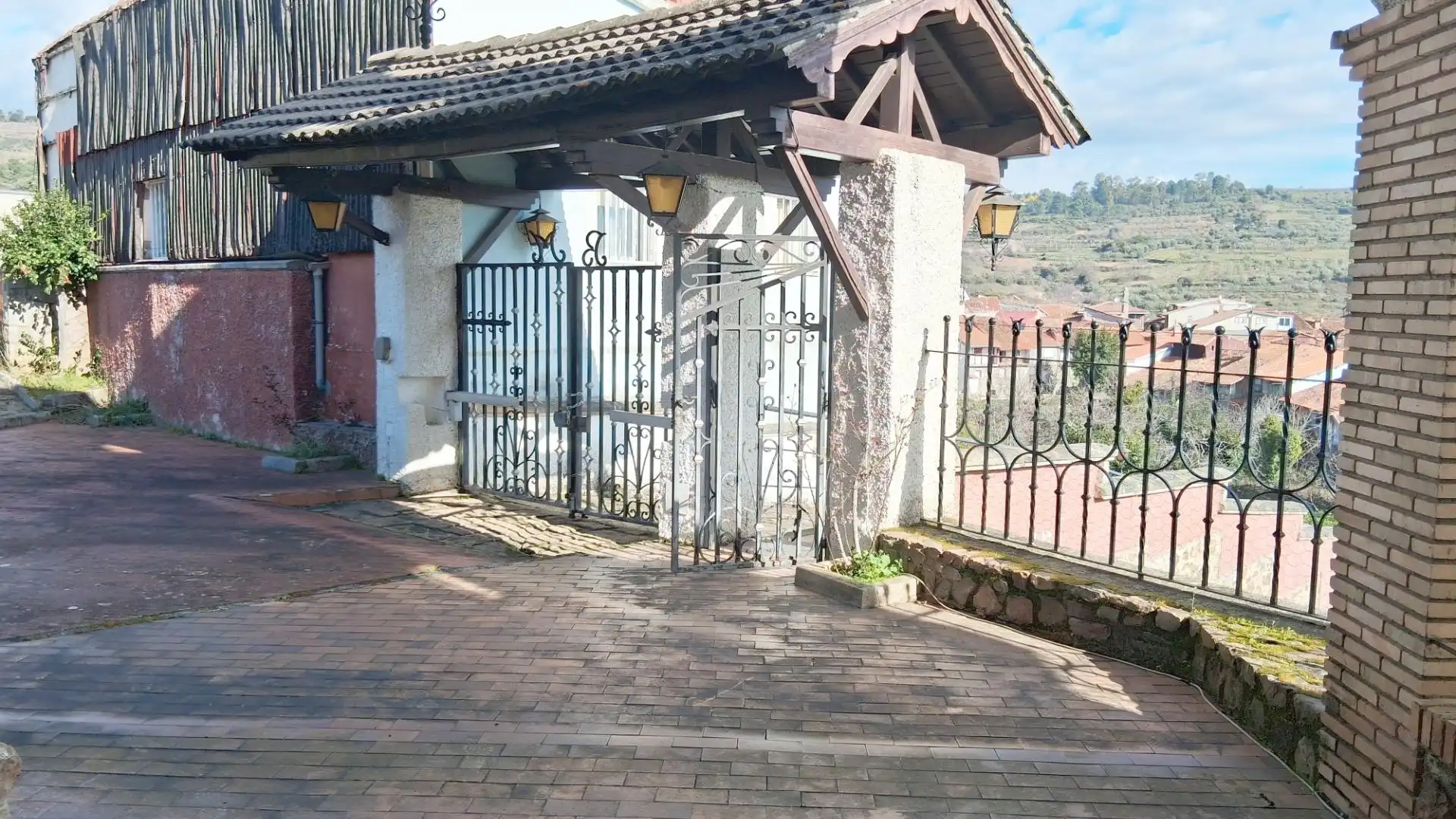 Casa o chalet en venta en Sotoserrano con Calefacción, Terraza y Trastero