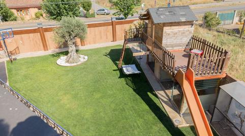 Foto 3 de Casa o xalet en venda a Calle Cañada Real-mr, Villaturiel, León