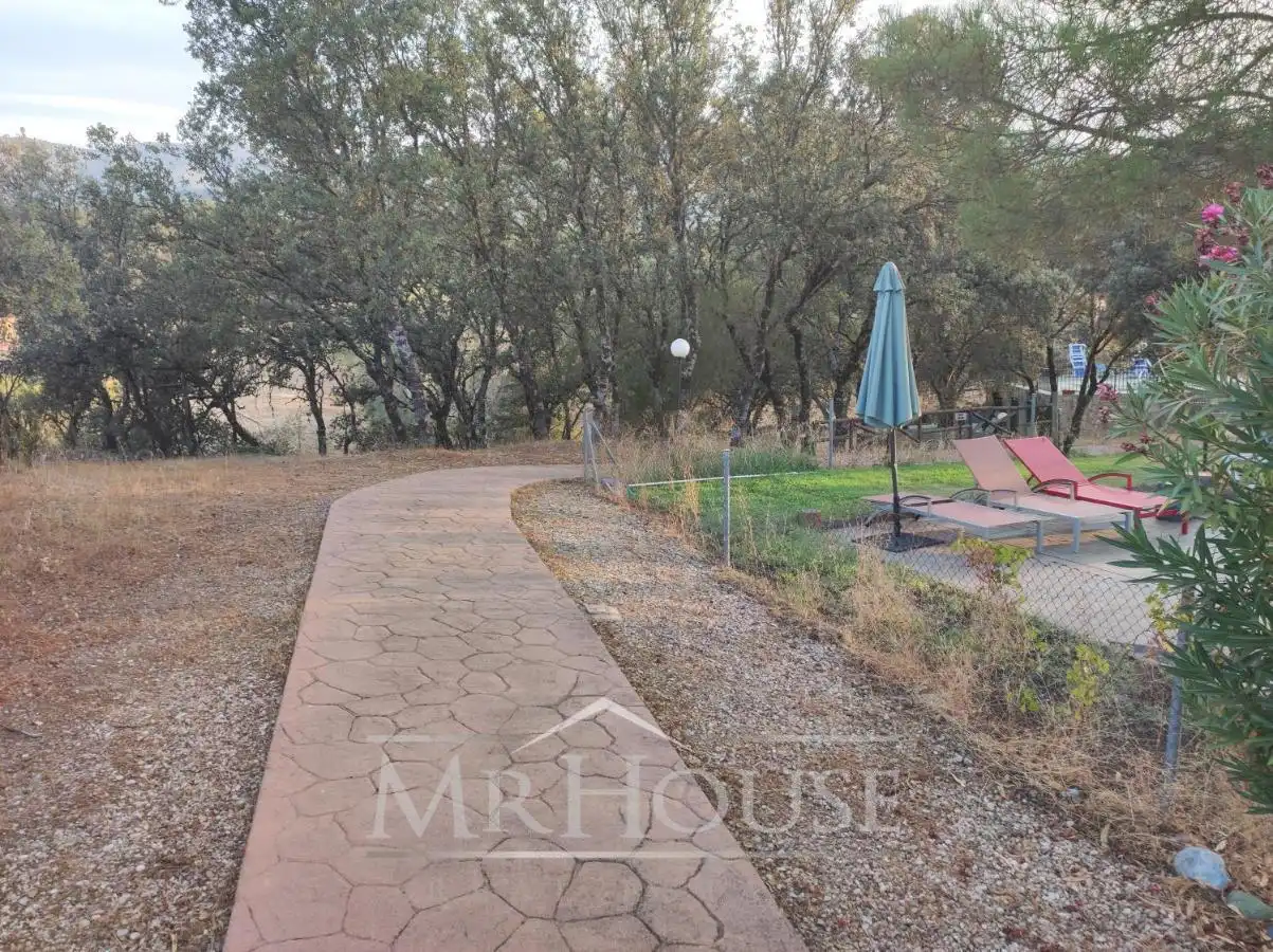 Finca rústica en venta en Casavieja con Aire acondicionado, Calefacción y Jardín privado