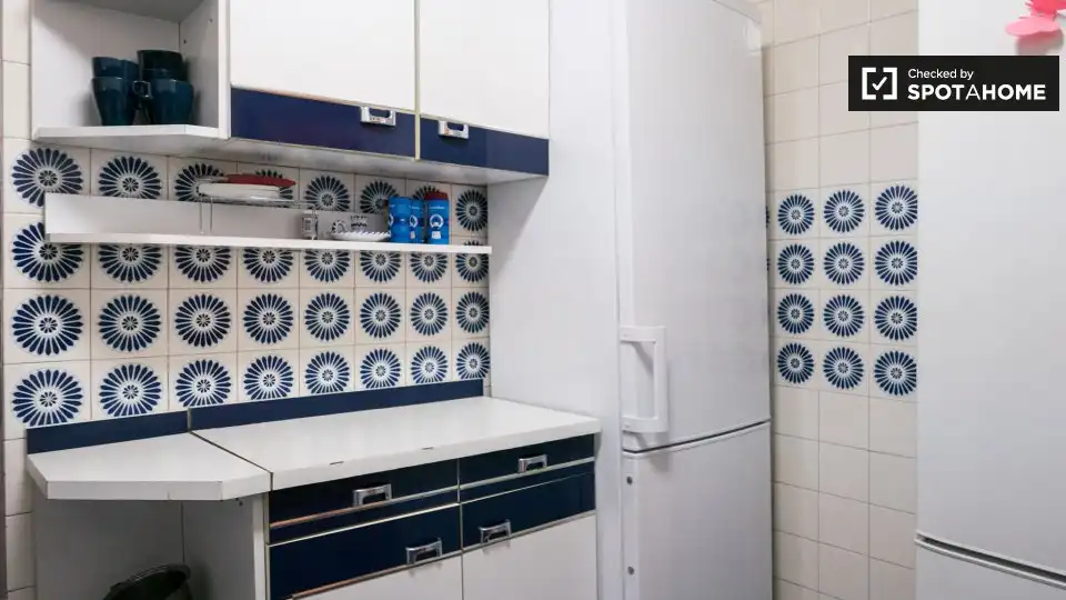 Habitació a Caballería Española