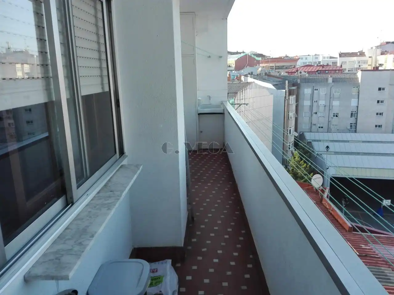 Balcony of Flat for rent in Vigo   with Heating, Parquet flooring and Furnished